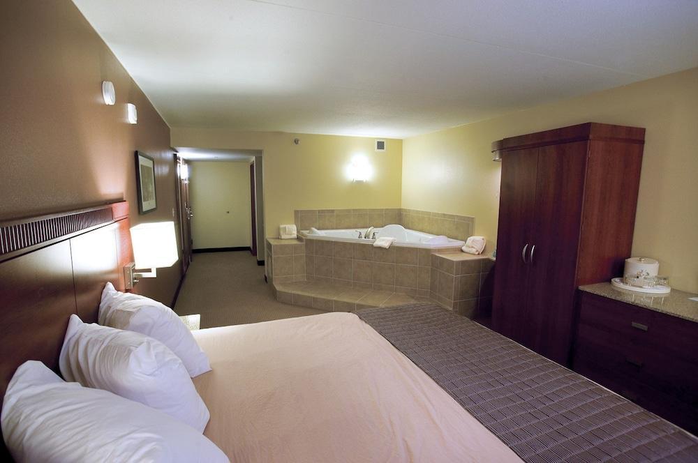 Canad Inns Destination Center Гранд Форкс Екстериор снимка