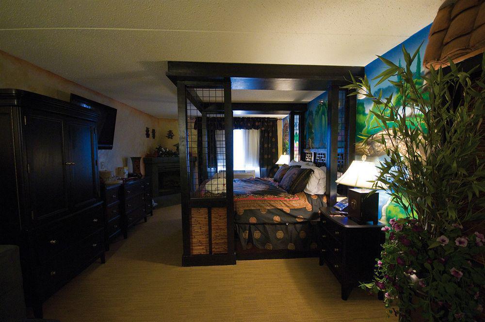 Canad Inns Destination Center Гранд Форкс Екстериор снимка