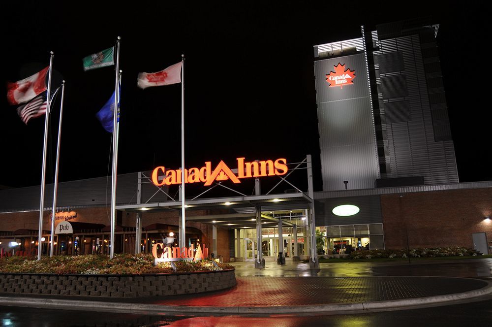 Canad Inns Destination Center Гранд Форкс Екстериор снимка